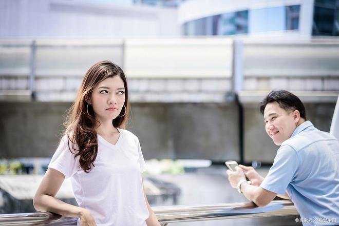 为什么会对原配如此绝情？澳门新葡京网页女人变心后(图5)